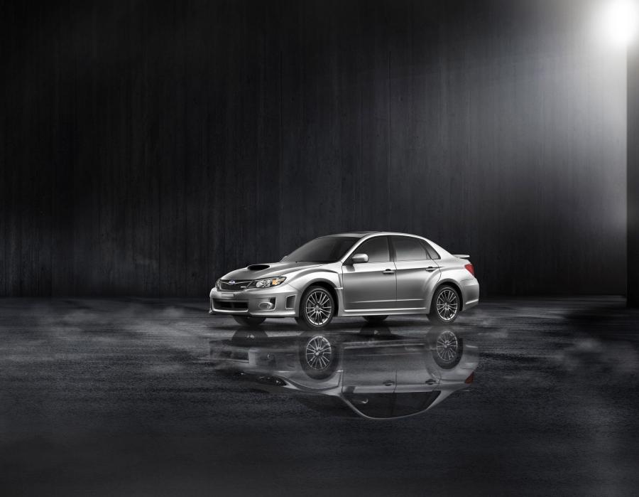  Subaru Impreza WRX Sedan 2011 года  (фото 21 из 34)